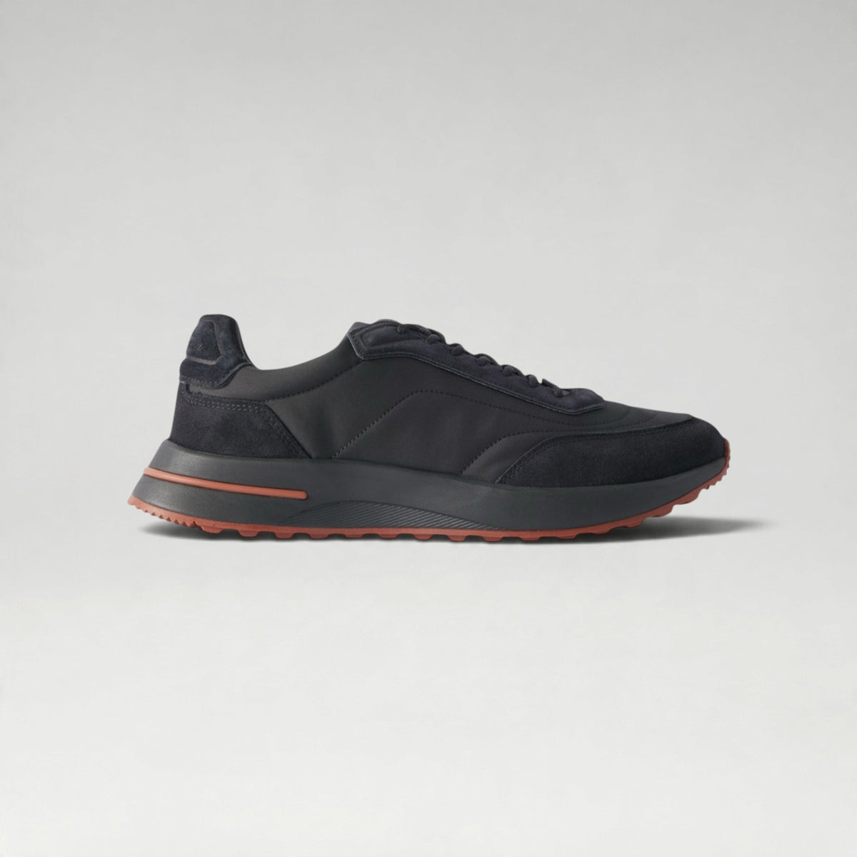 Weekend Walk All Black