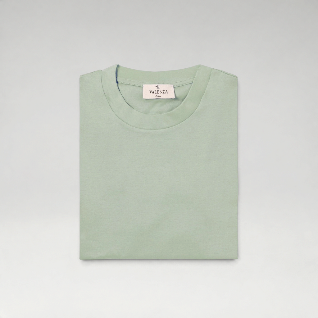 FBYMM Supima Shine T-shirt in Venice green met ronde hals, gemaakt van 100% katoen met een subtiele glans.