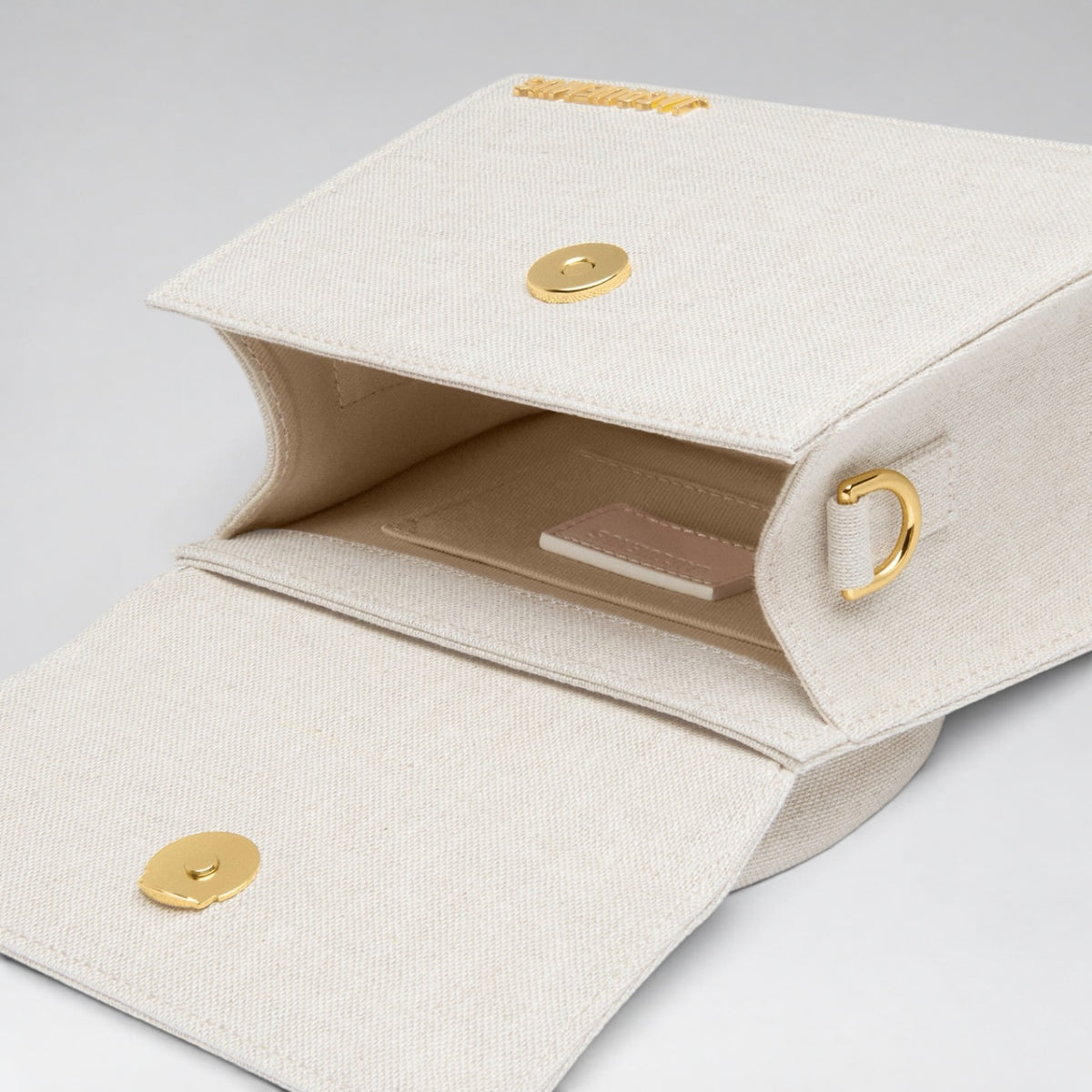 Medium Chiquito Linen Light Greige