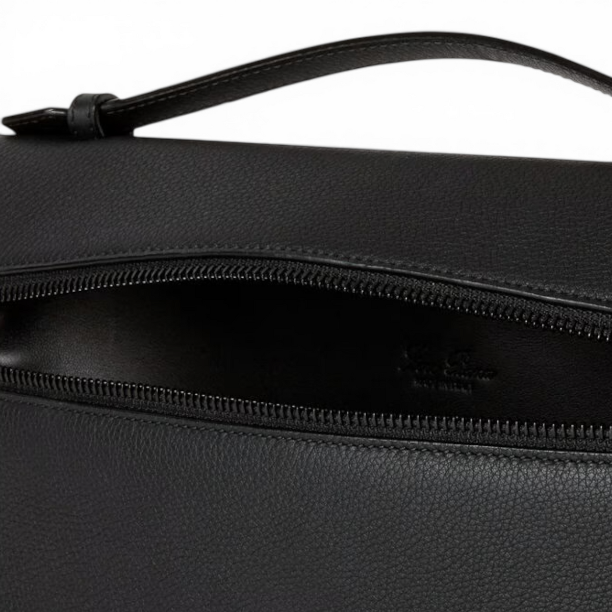 L29 Extra Pouch Men Black