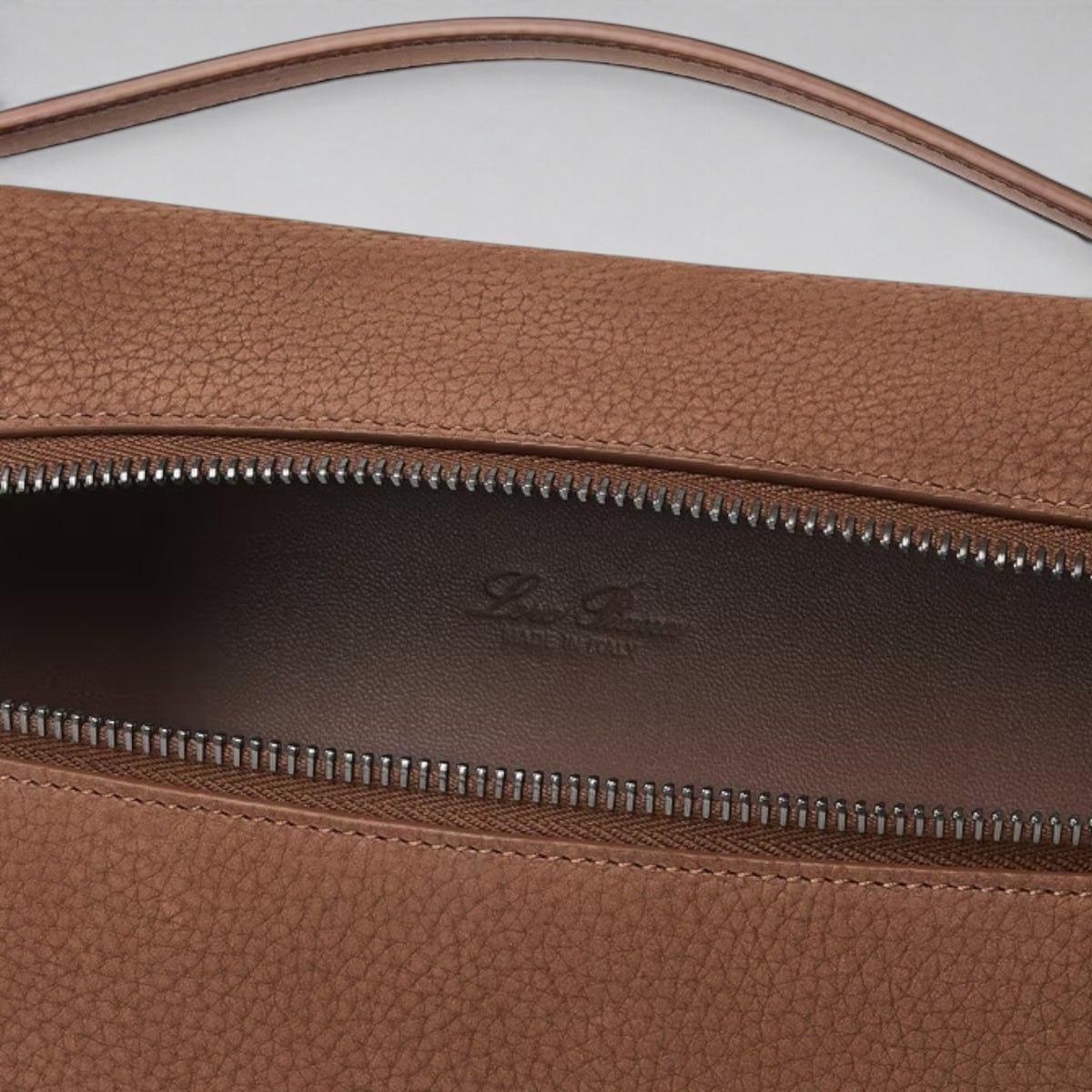 L29 Extra Pouch Men Brownie