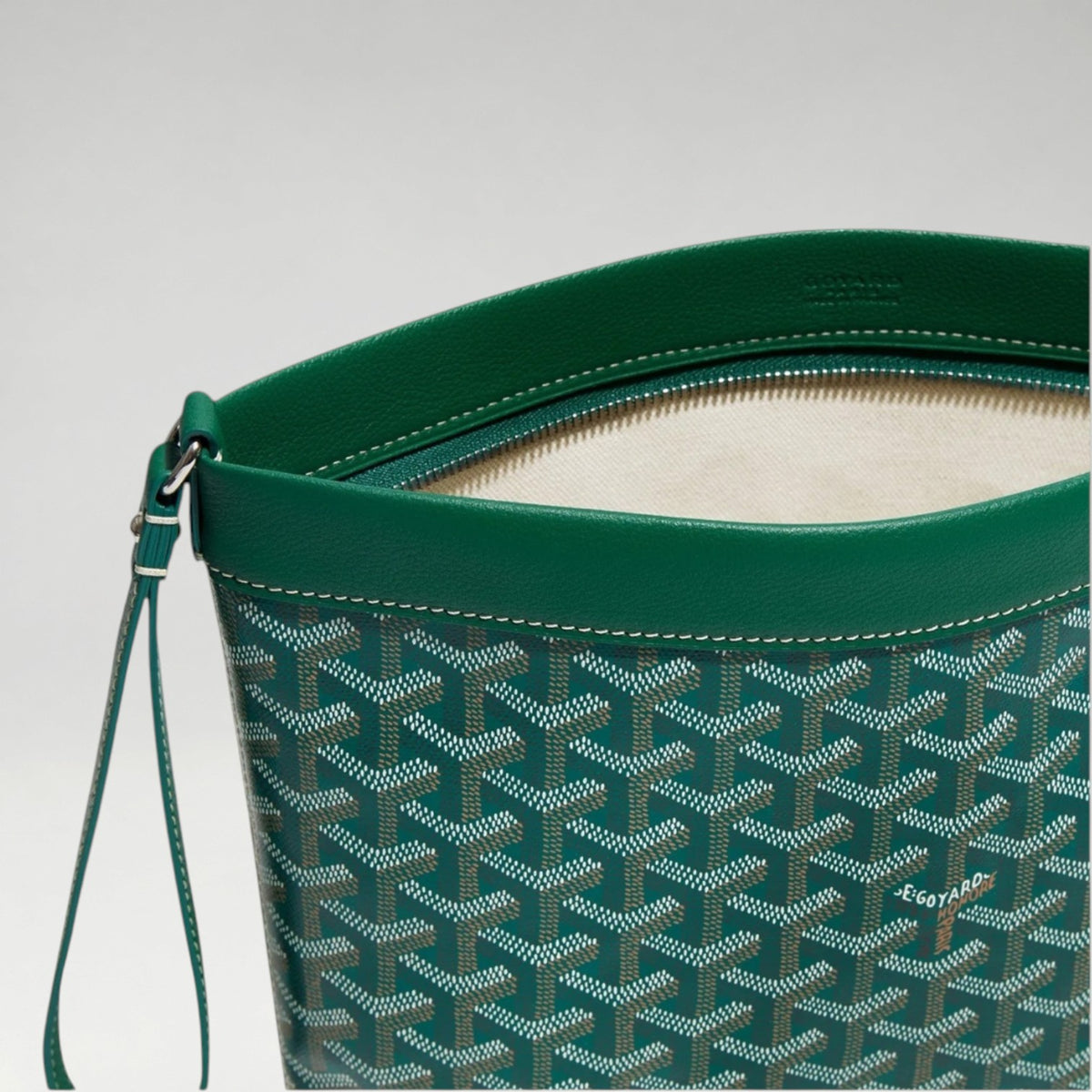 Conti Pouch Green