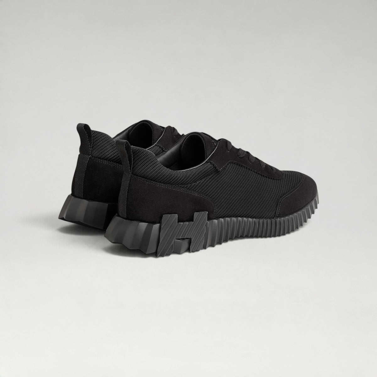 Bouncing Black