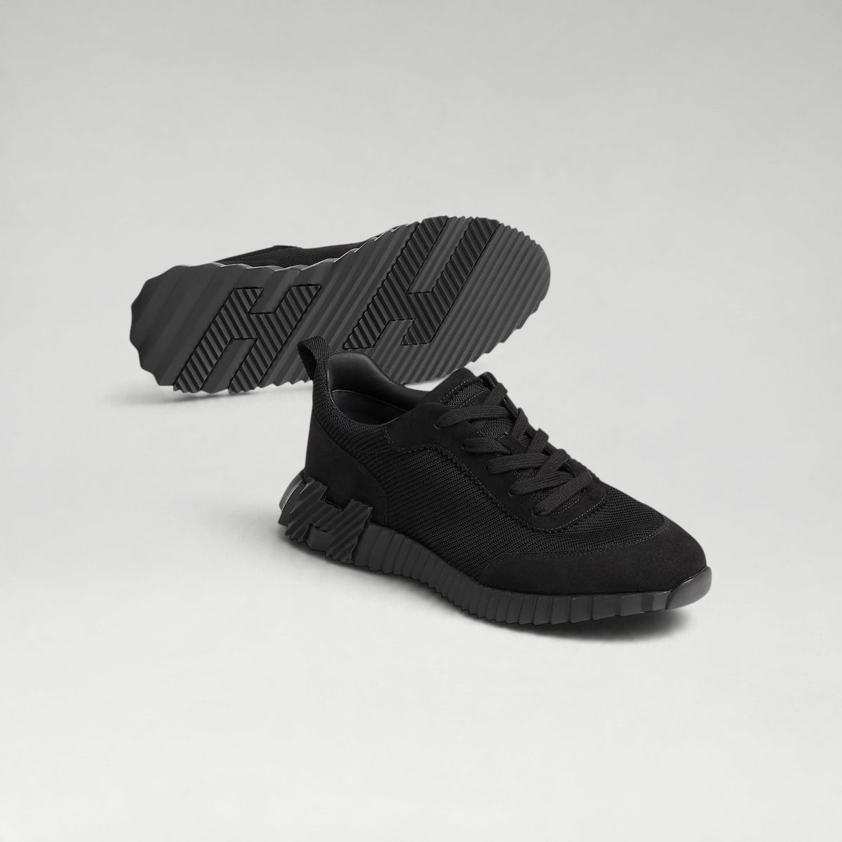 Bouncing Black