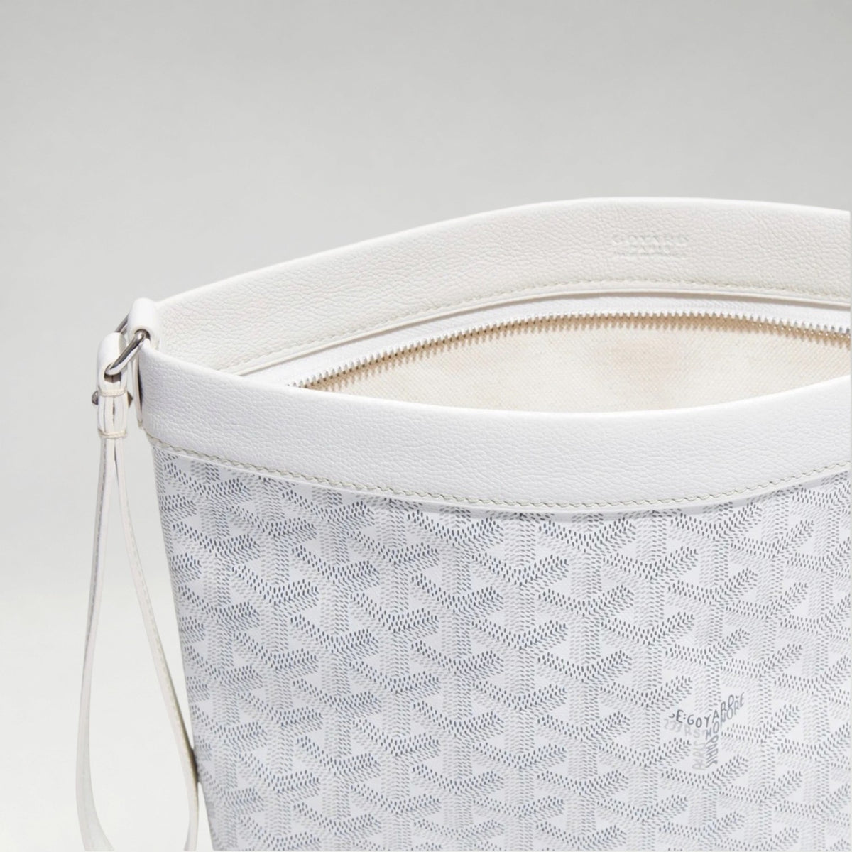 Conti Pouch White