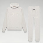 1977 Light Oatmeal Winter Set