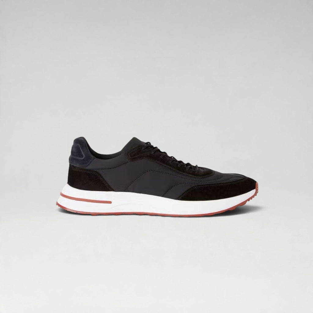 Weekend Walk Black