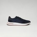 FBYMM Weekend Walk navy sneakers van microvezel en suède met waterdichte Storm System-behandeling en rubberen zool.