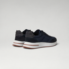 FBYMM Weekend Walk marineblauwe sneakers van microvezel en suède met witte rubberen zool en sportieve details