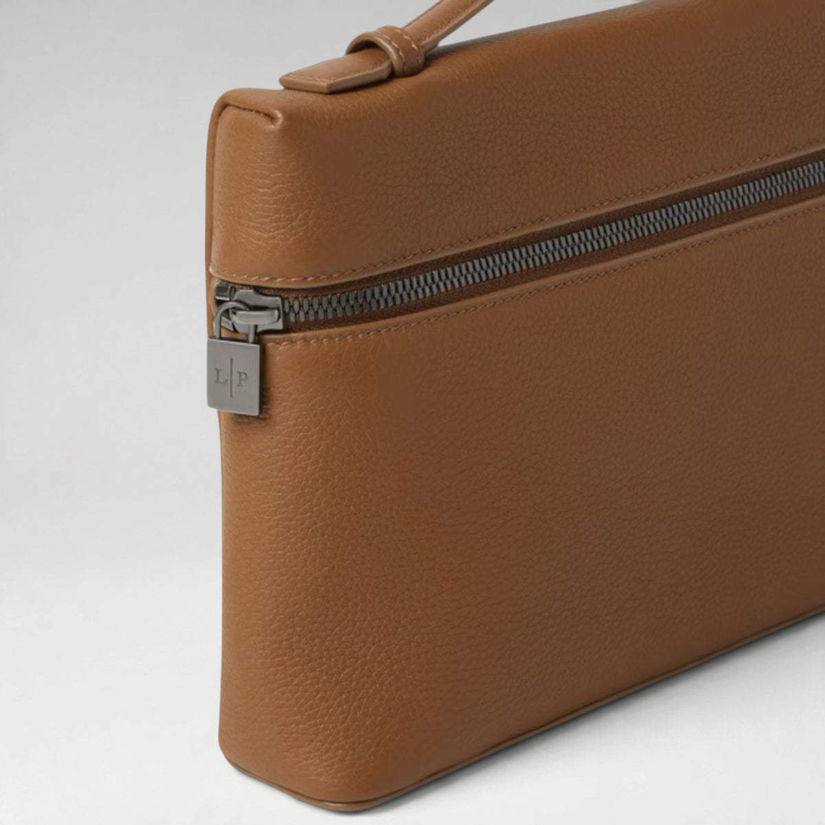 L29 Extra Pouch Men Pecan