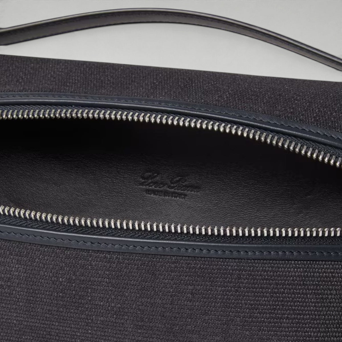 L29 Extra Pouch Cotton Navy